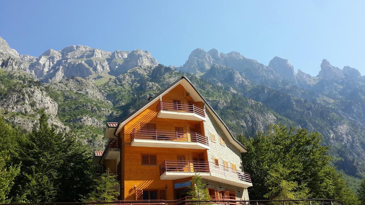 Villa Dini Valbona Exteriör bild